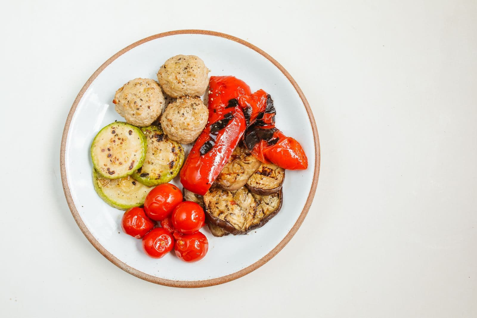 Meatballs with roasted vegetables