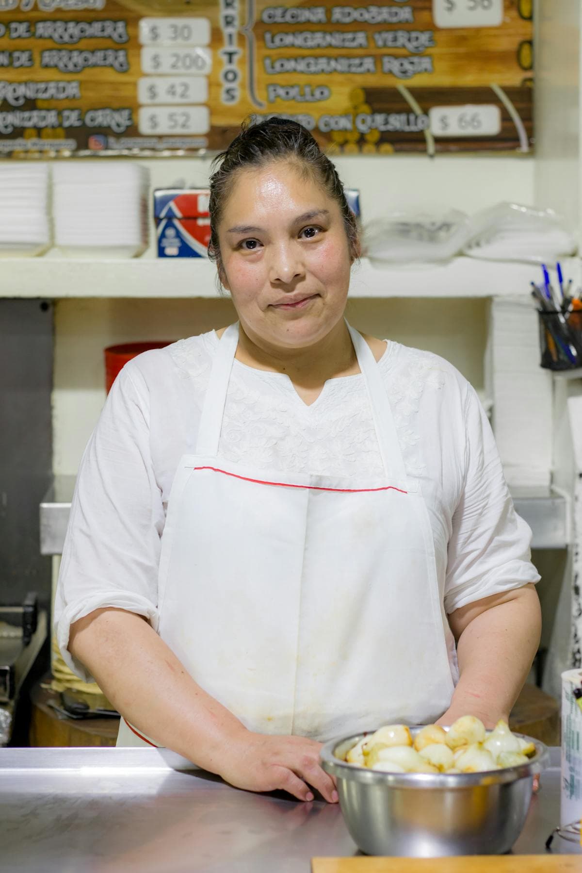 Kitchen preparation team member